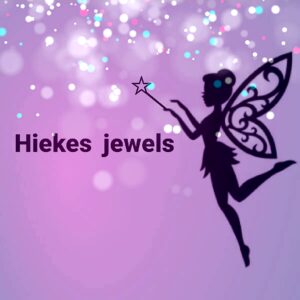 Logo Hiekes jewels voor vrolijke, betaalbare sieraden